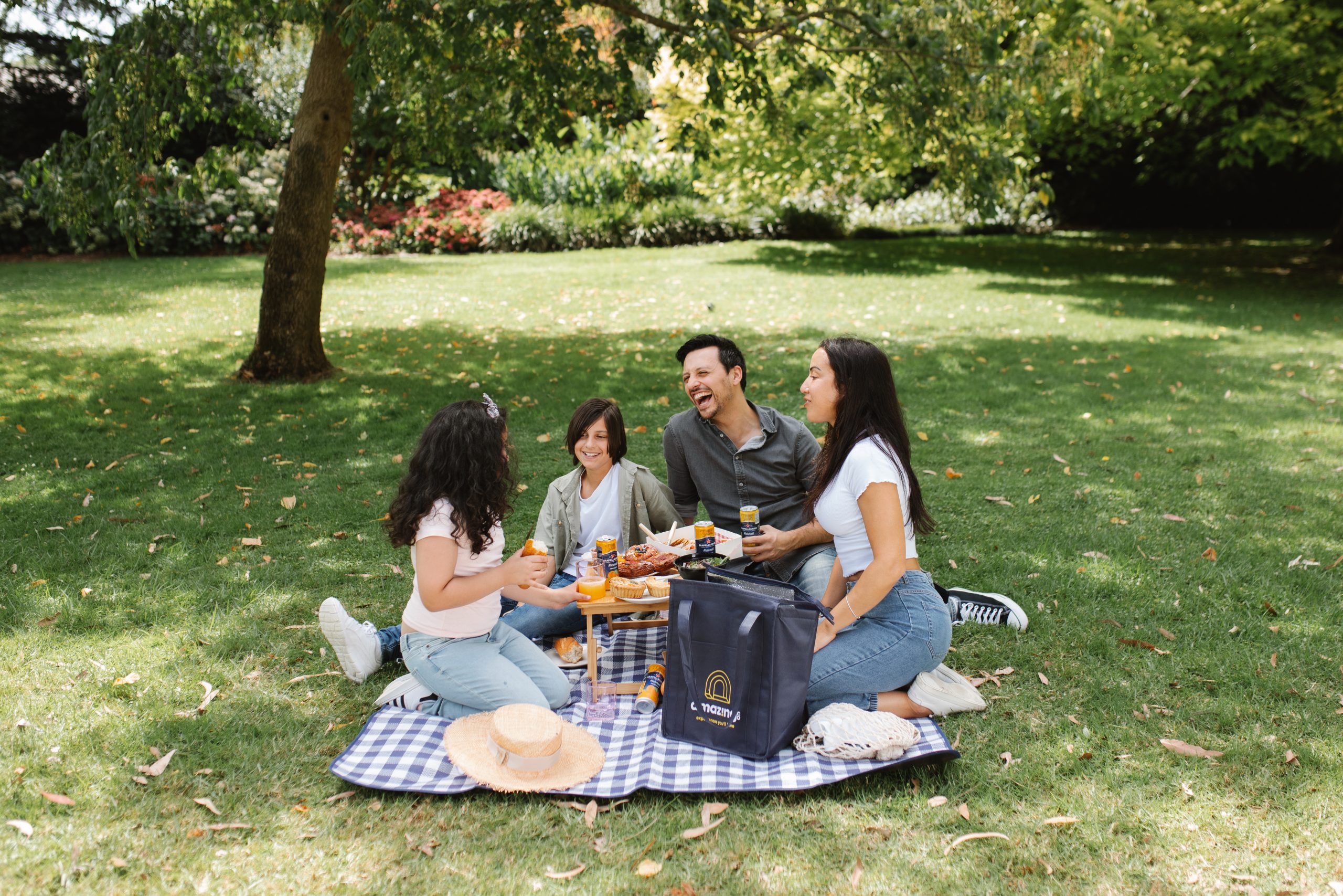 Families reveling in the discovery and joy of a Mystery Picnic in Toronto - imagine your adventure in San Jose!